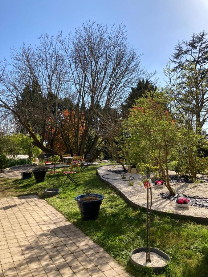 Le Chai De La Rose Spa Et Seances Bien Etre Doué-la-Fontaine Exterior foto