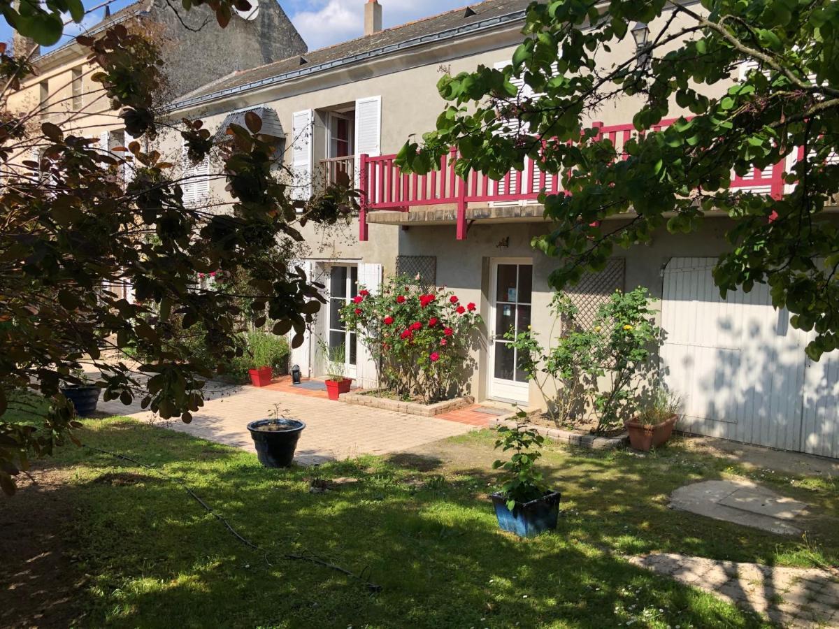 Le Chai De La Rose Spa Et Seances Bien Etre Doué-la-Fontaine Exterior foto