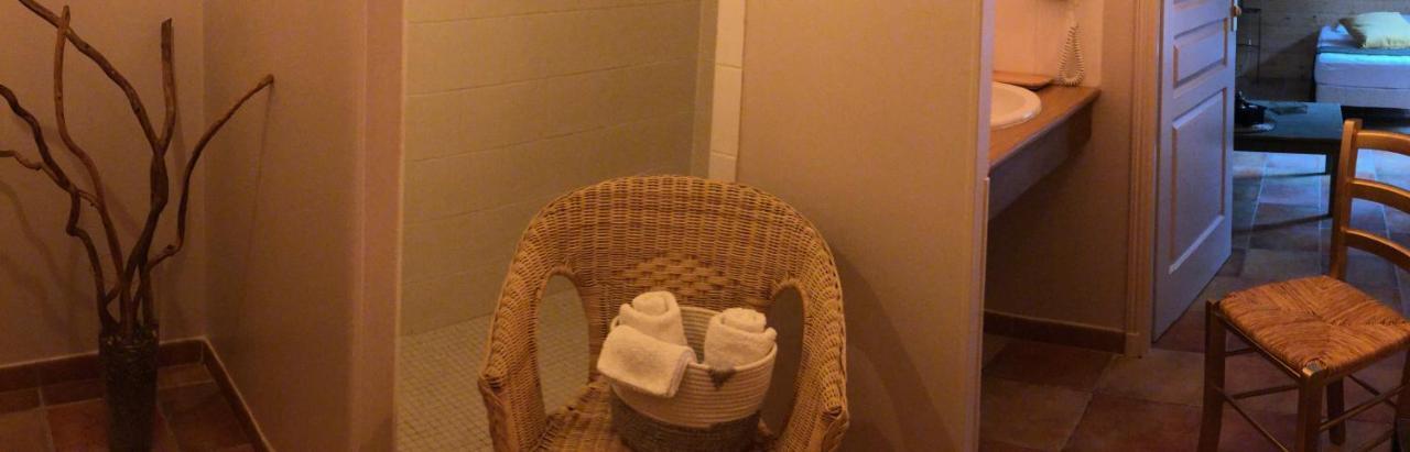 Le Chai De La Rose Spa Et Seances Bien Etre Doué-la-Fontaine Exterior foto